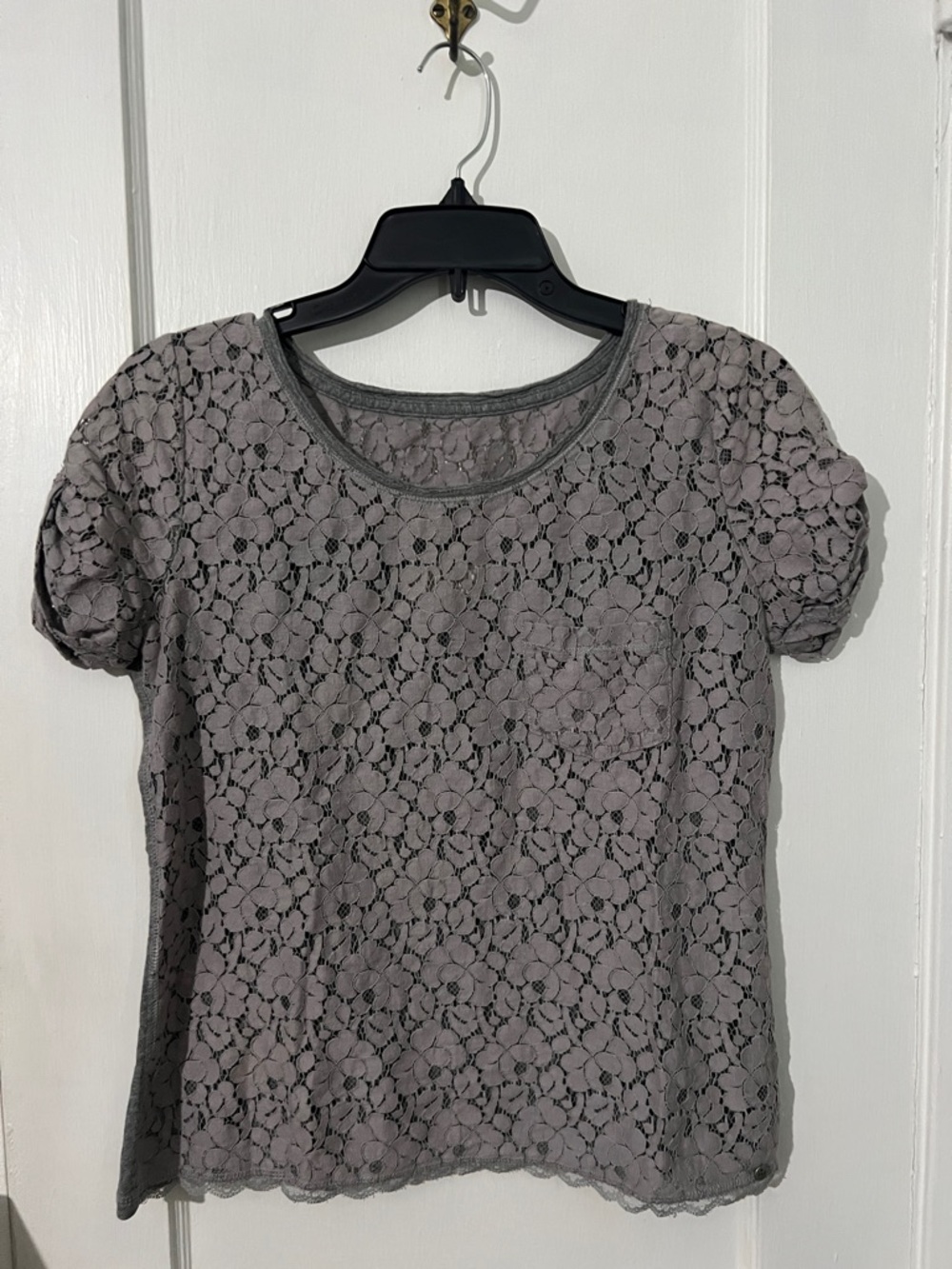 Abercrombie & Fitch Gray Lace Short-Sleeve Tee